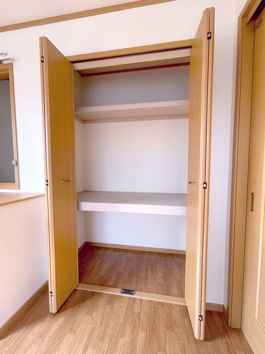 物件内観写真16　(収納)