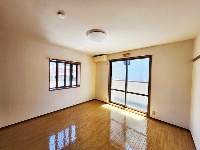 物件内観写真9　(居室)