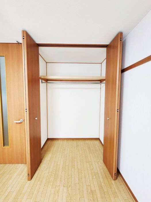 物件内観写真10　(収納)
