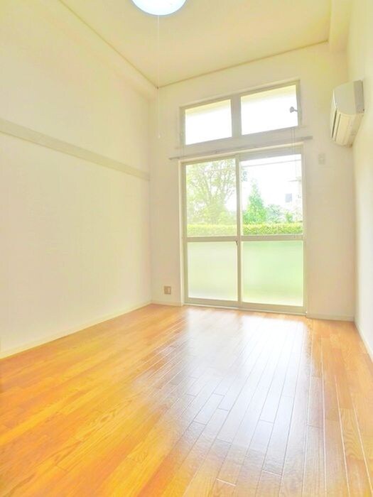 物件内観写真15　(居室)