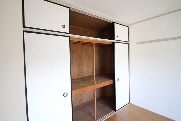 物件内観写真21　(収納)