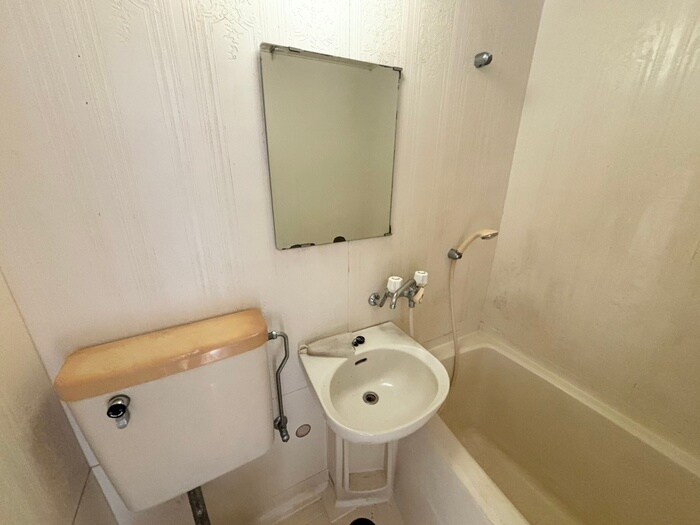 物件内観写真12　(洗面)