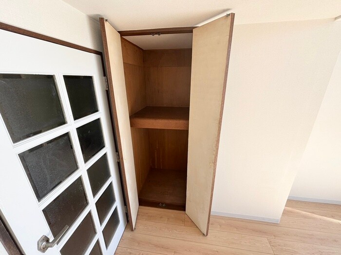 物件内観写真13　(収納)