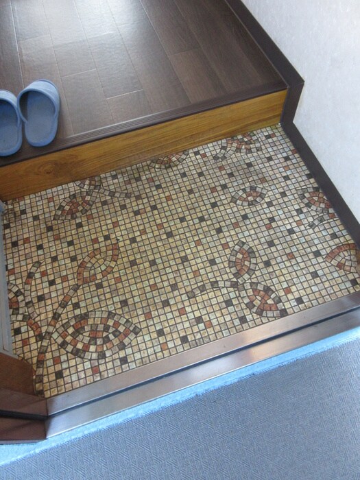 物件内観写真22　(玄関)