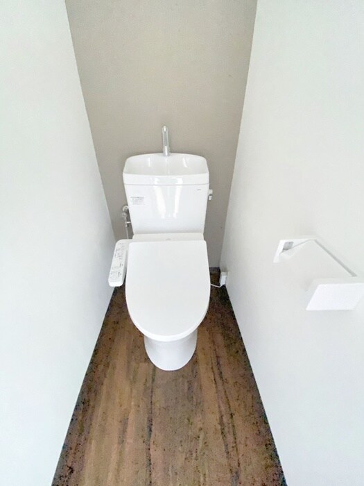 物件内観写真11　(トイレ)