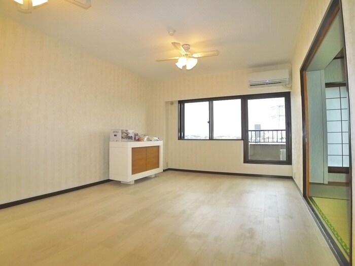 物件内観写真8　(居室)