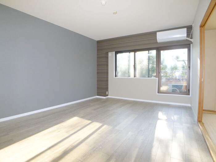 物件内観写真9　(居室)