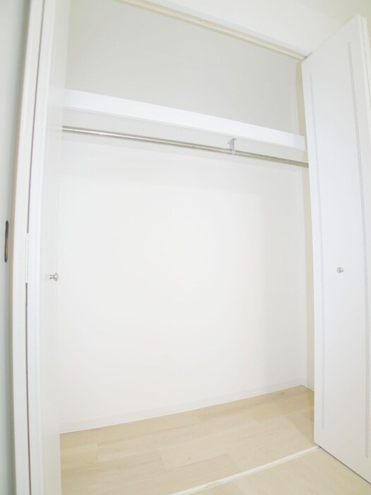 物件内観写真16　(収納)