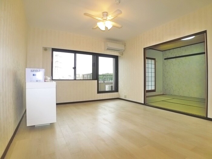 物件内観写真19　(居室)