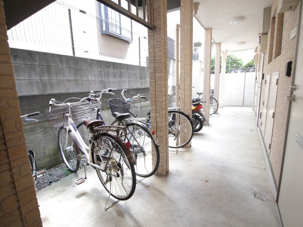 駐輪場