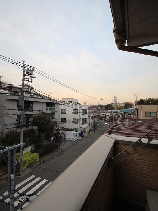 物件内観写真22　(室内からの展望)