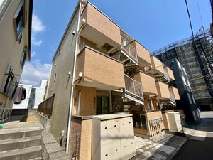 ステージ磯子外観写真