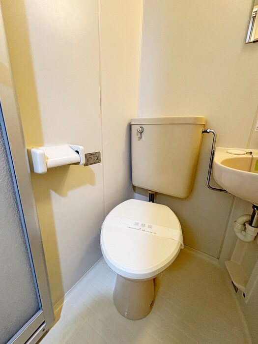 物件内観写真8　(トイレ)