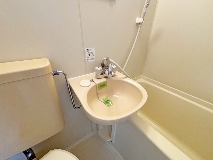 物件内観写真9　(洗面)