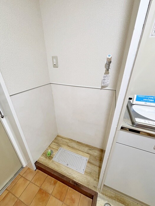 物件内観写真20　(洗濯機置場)