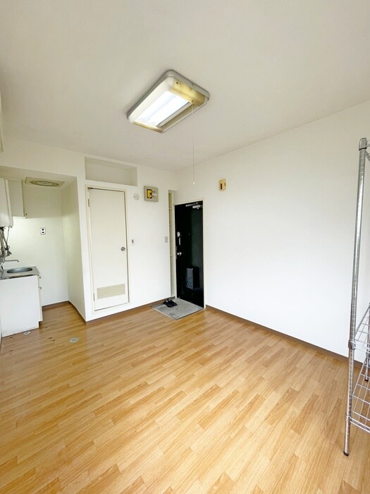 物件内観写真9　(廊下)