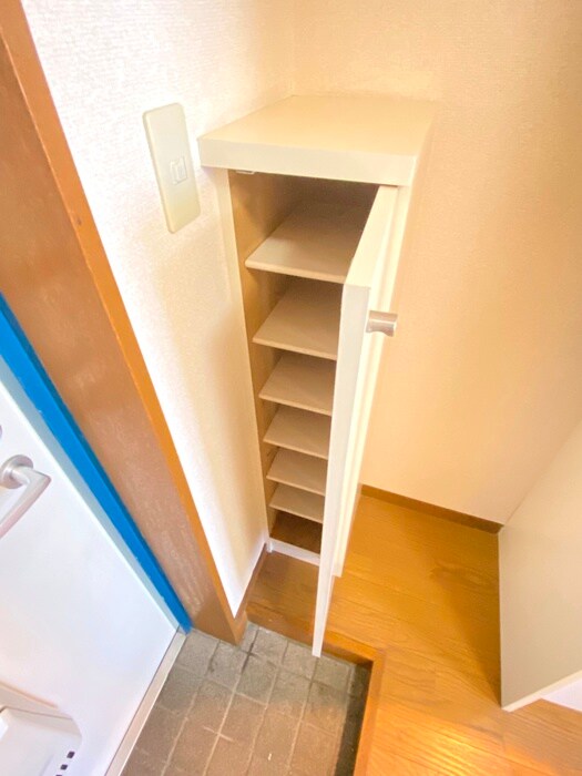 物件内観写真14　(靴箱)