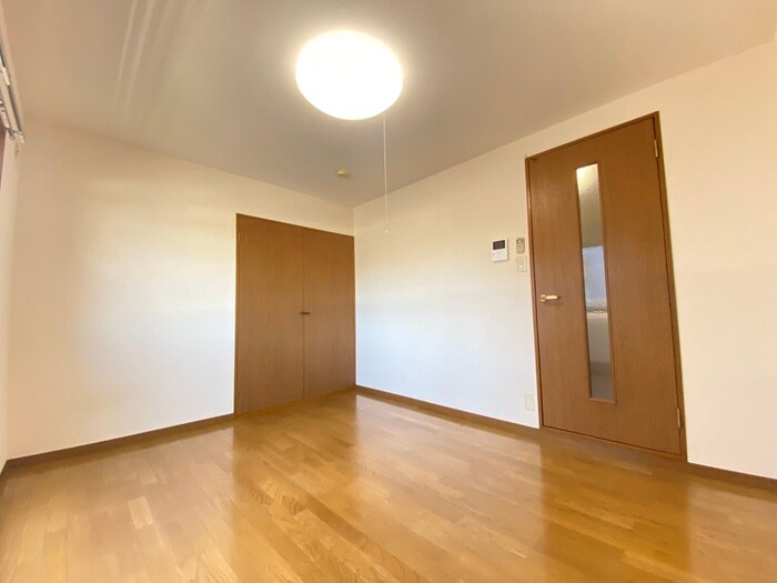 物件内観写真18　(居室)