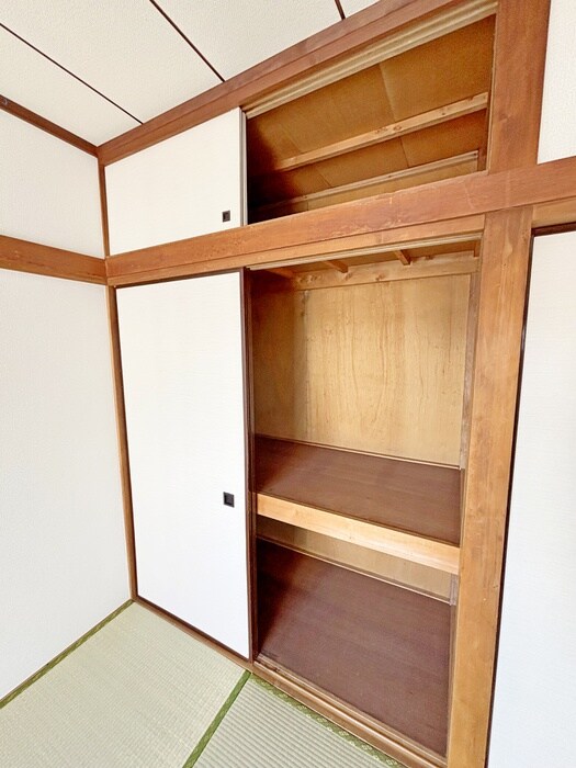 物件内観写真6　(収納)