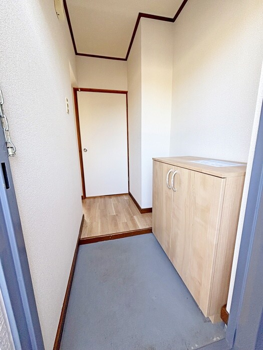 物件内観写真18　(廊下)