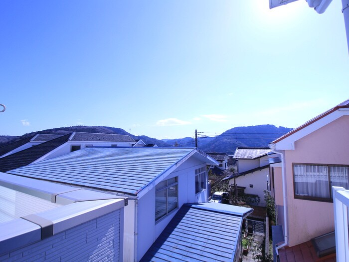 物件内観写真14　(室内からの展望)