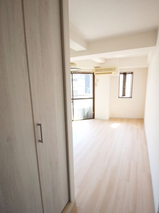 物件内観写真18　(廊下)