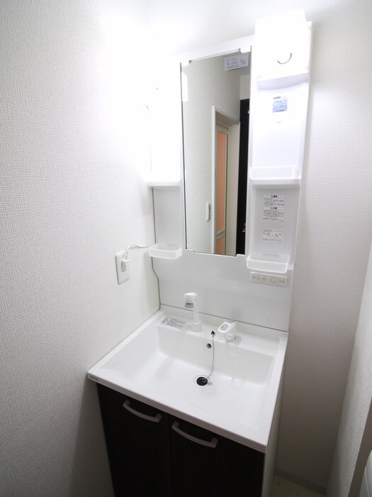 物件内観写真11　(洗面)