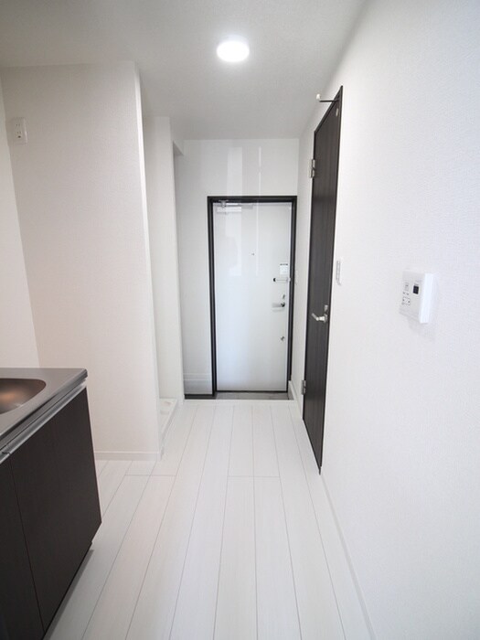 物件内観写真15　(廊下)