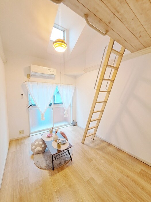 物件内観写真7　(居室)