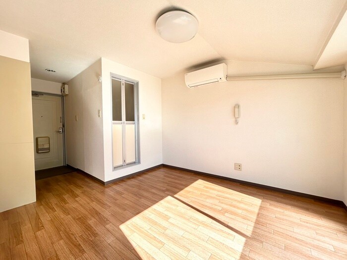 物件内観写真11　(居室)