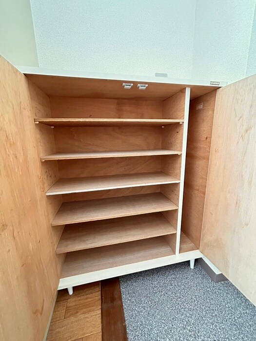 物件内観写真15　(靴箱)