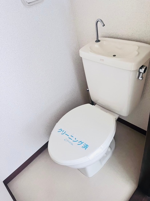 物件内観写真12　(トイレ)