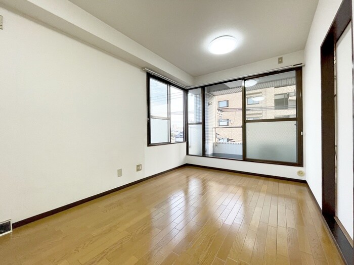 物件内観写真7　(居室)