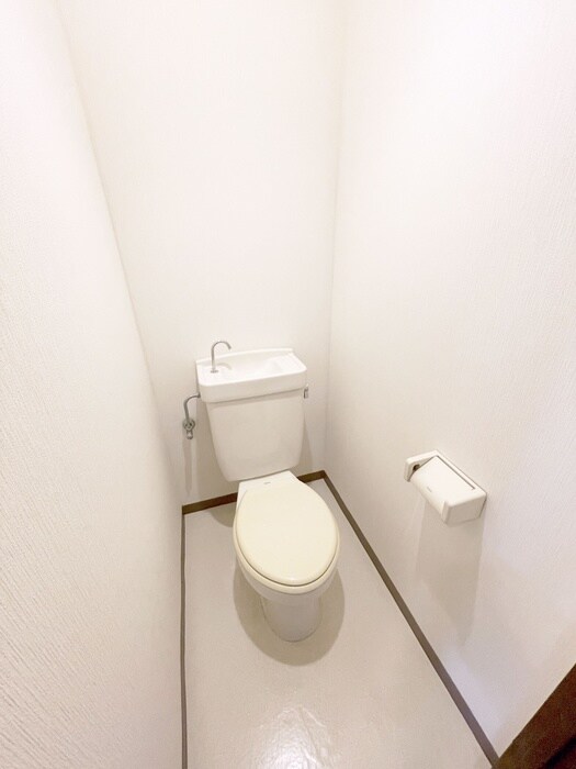 物件内観写真11　(トイレ)