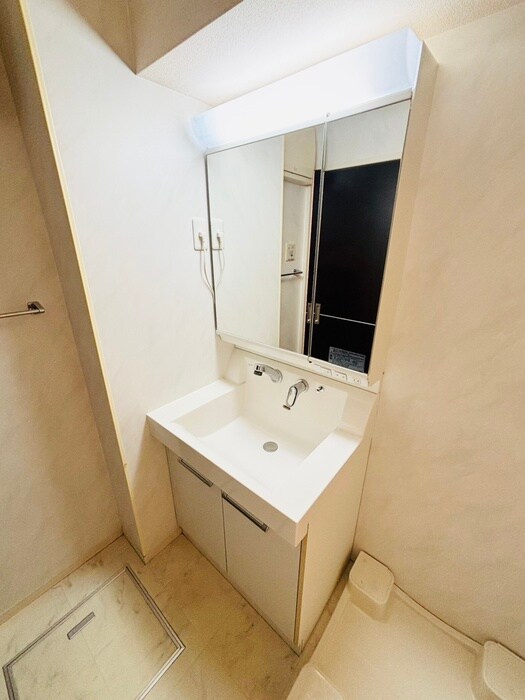 物件内観写真11　(洗面)