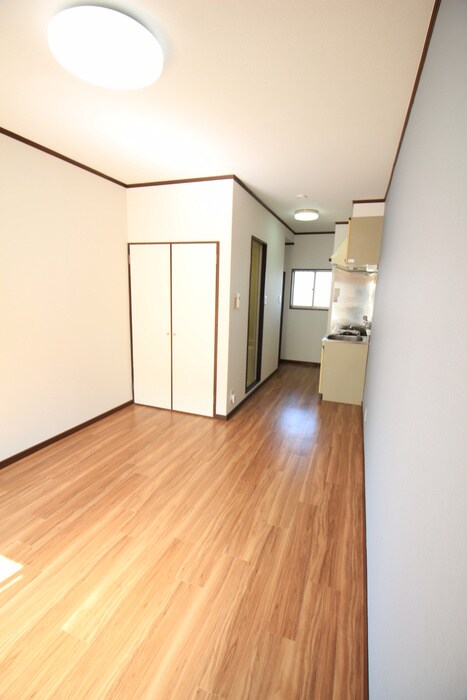 物件内観写真10　(居室)