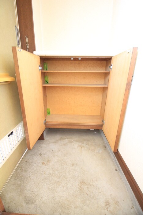 物件内観写真13　(靴箱)