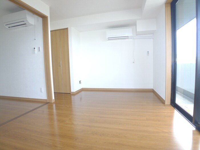 物件内観写真14　(居室)