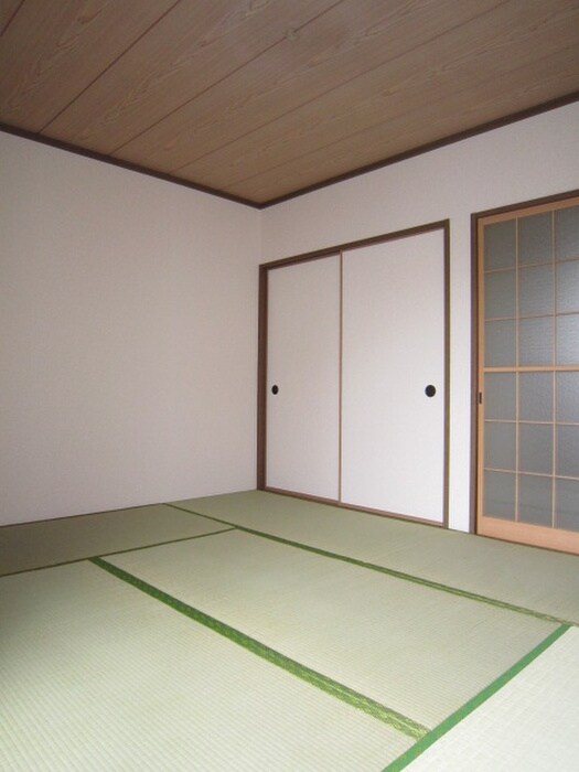 物件内観写真7　(居室)