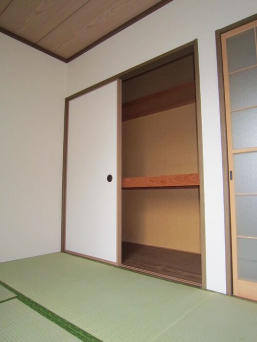 物件内観写真17　(収納)