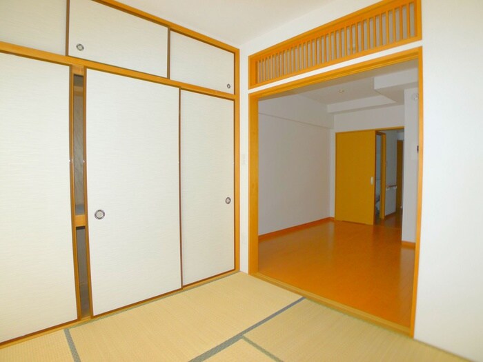 物件内観写真11　(居室)