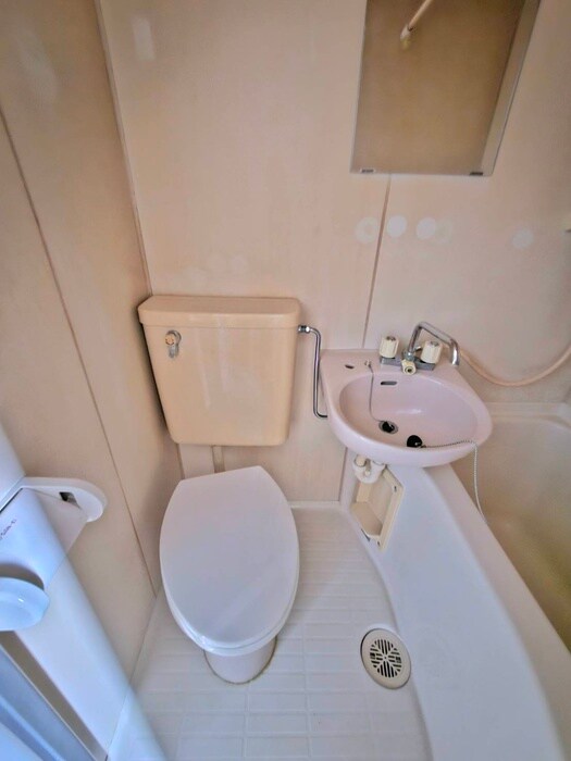 物件内観写真12　(トイレ)