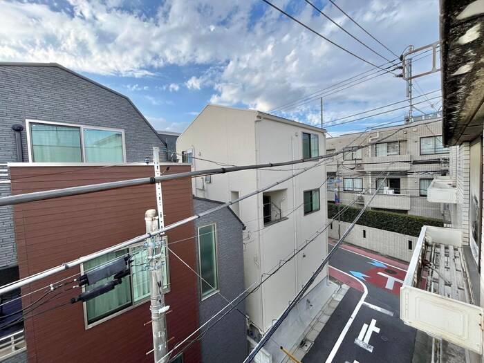 物件内観写真15　(室内からの展望)