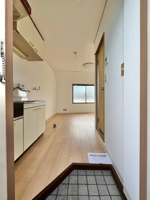 物件内観写真18　(玄関)