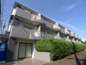 クロノス新所沢外観写真
