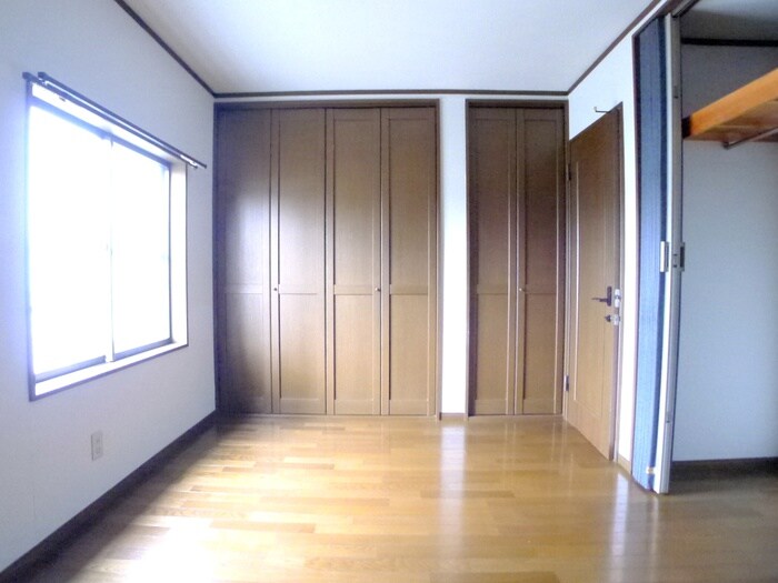 物件内観写真9　(居室)