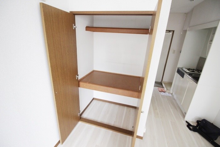 物件内観写真9　(収納)