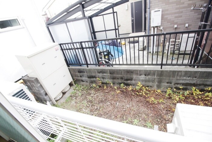 物件内観写真16　(室内からの展望)