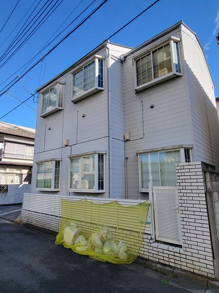 シャルマン西川口外観写真
