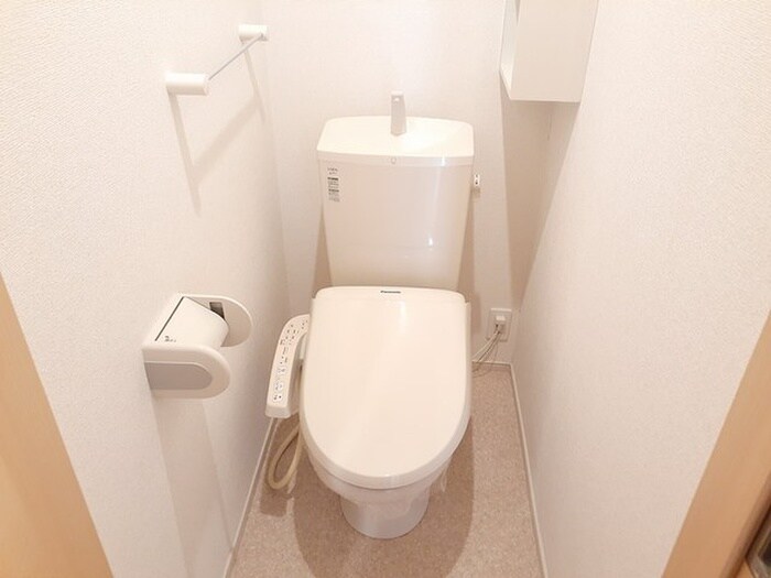 物件内観写真10　(トイレ)